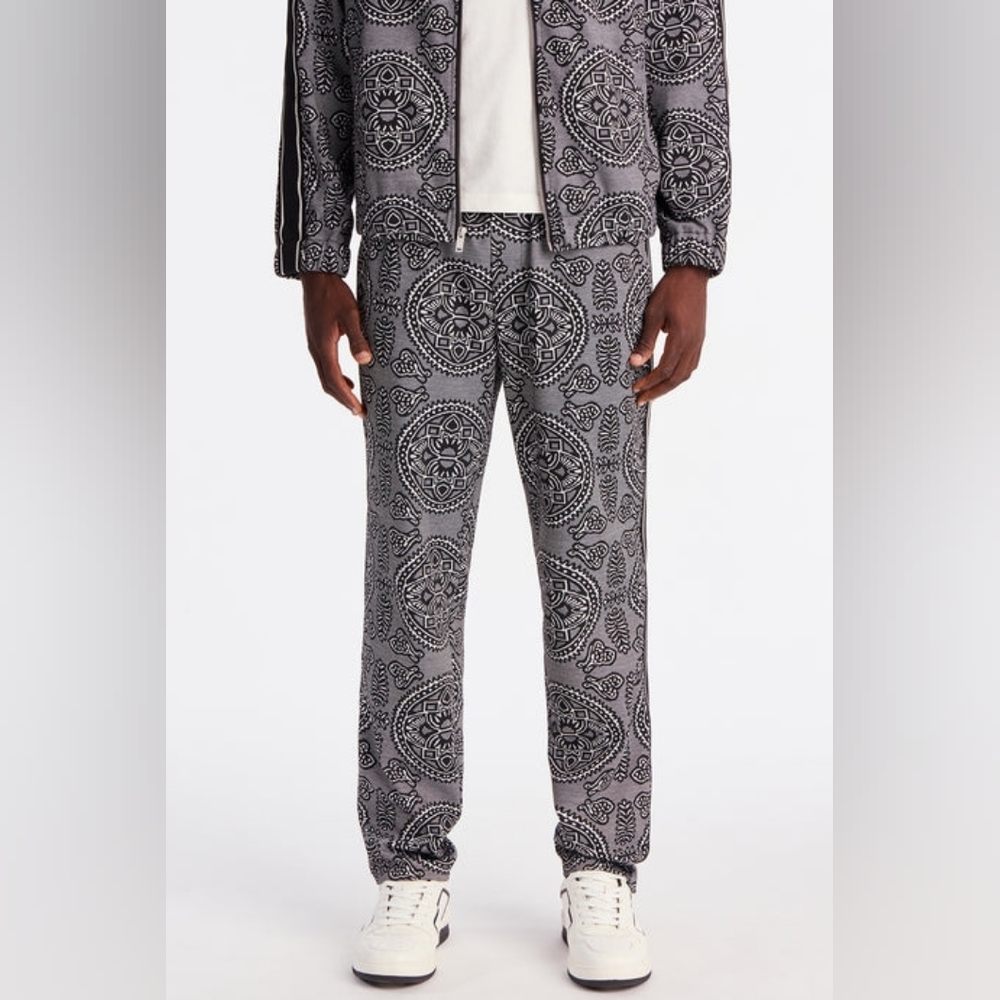 Fashion Nova Gray Paisley Print Jogger Sweatpants